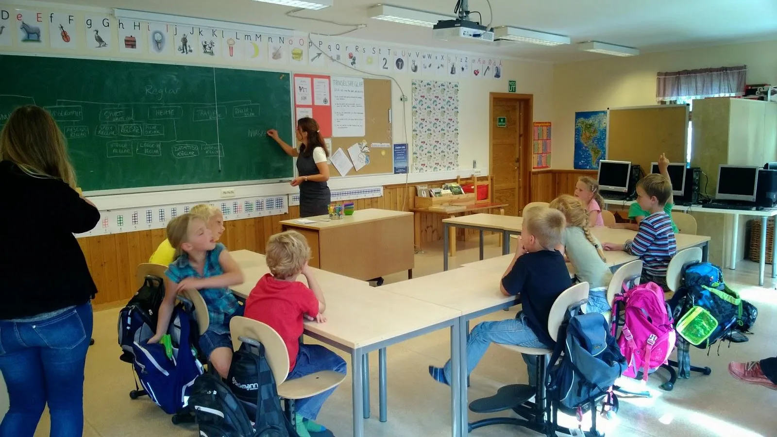 Care sunt beneficiile scolilor private?