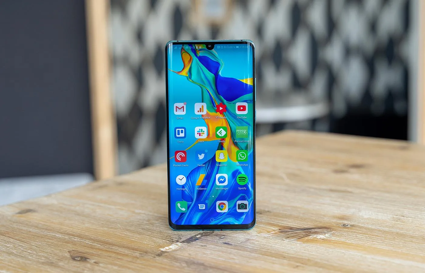 Ce aplicatii puteti instala pe un telefon Huawei?