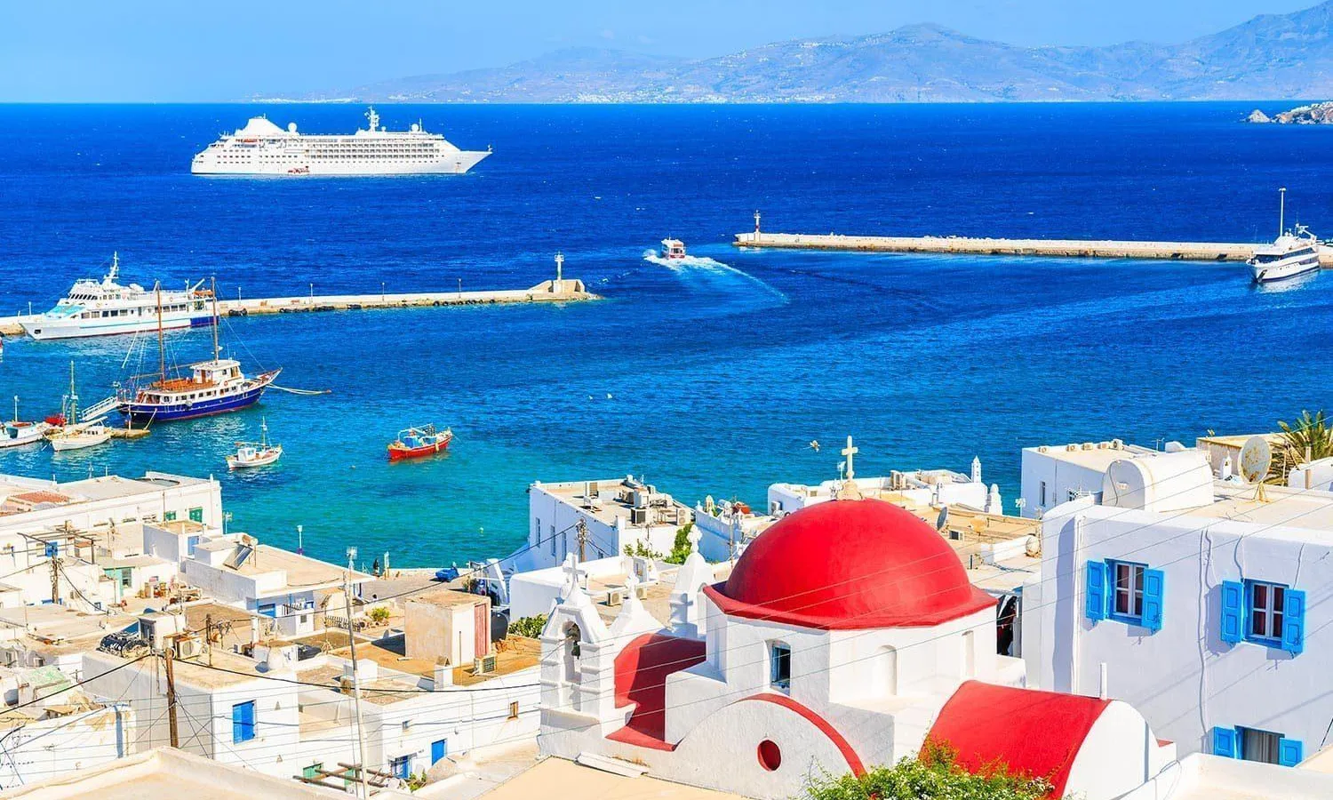 Avantajele unui city break sau a unui sejur in insula Mykonos alaturi de prietenii tai