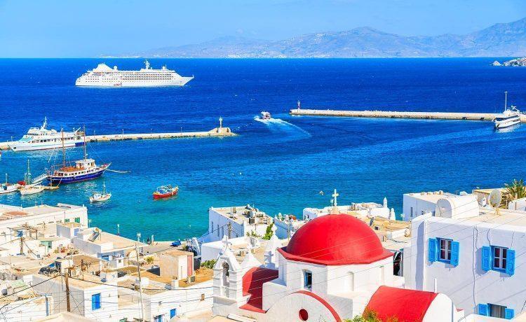 Avantajele unui city break sau a unui sejur in insula Mykonos alaturi de prietenii tai