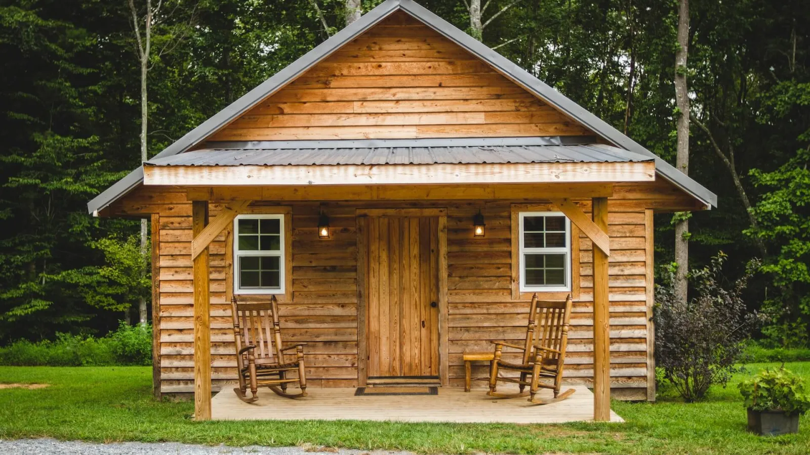Natură și confort: 5 lucrurile esențiale pentru o experiență plăcută în cabana ta din mijlocul naturii