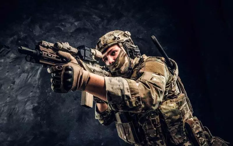De ce aleg tot mai mulți tineri airsoftul ca hobby?